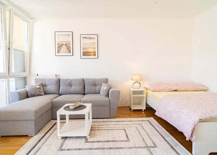 Alfa Apartment *