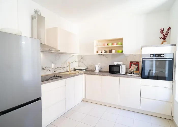 Alfa Apartment *