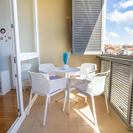 Apartament Alfa *